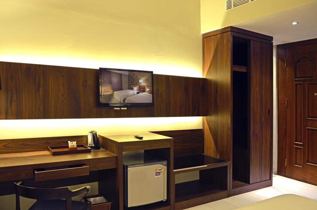 Hotel Safira Magelang Szoba fotó
