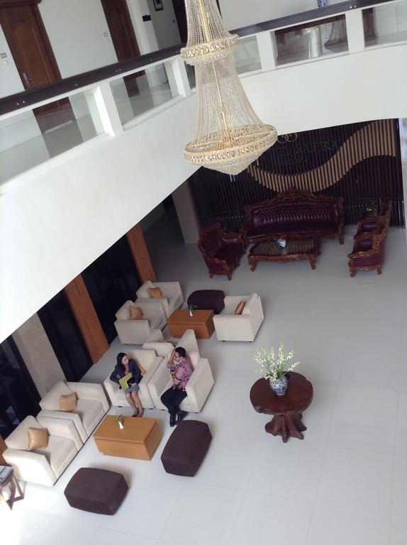 Hotel Safira Magelang Kültér fotó
